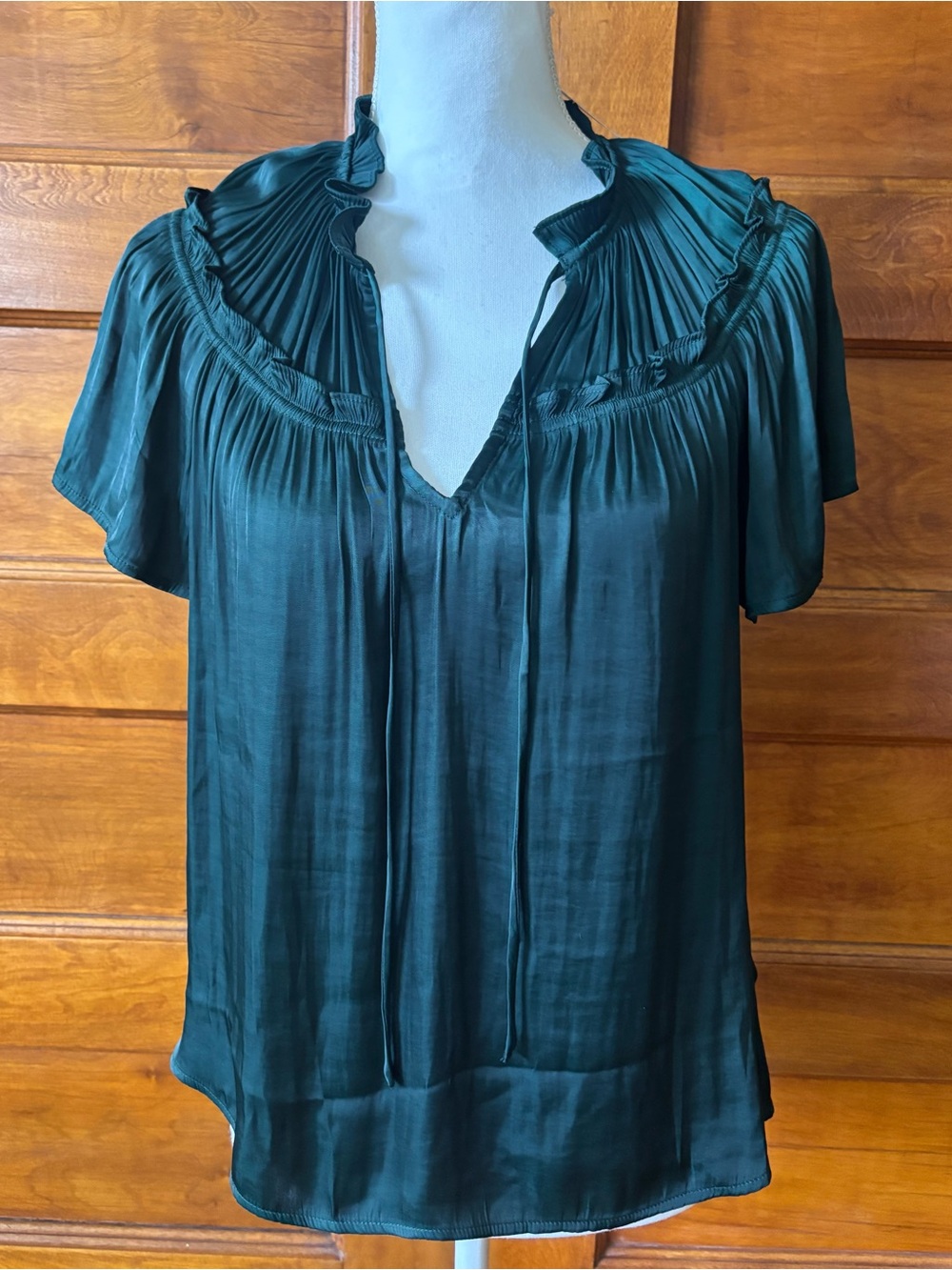 Womens Gap Green Pintuck Tie-Neck Blouse
